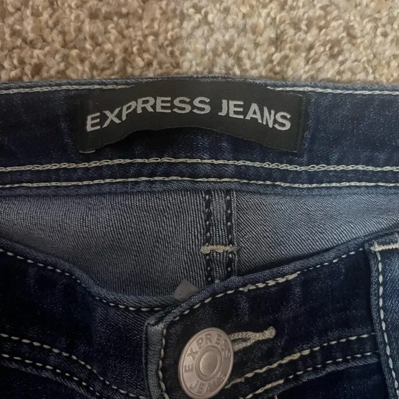 Express Jeans Dark Wash Mid Rise Bootcut Jeans – Size 6S - Picture 3 of 5